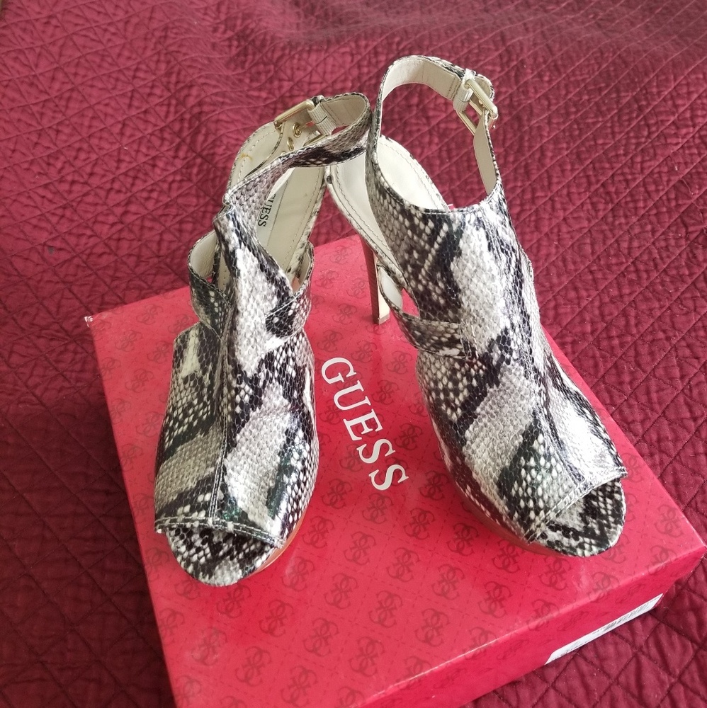 Shoes/Guess Brand